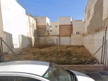 Terrenos y solares en venta en María Guerrero