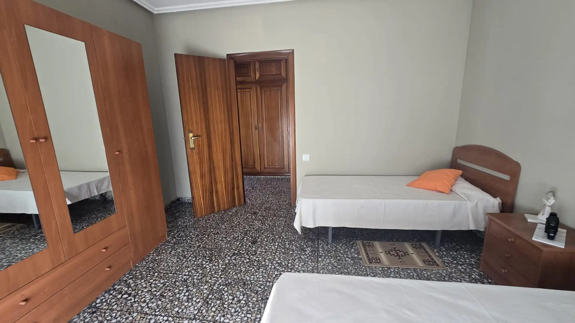 Dormitori de Pis en venda en Oliva