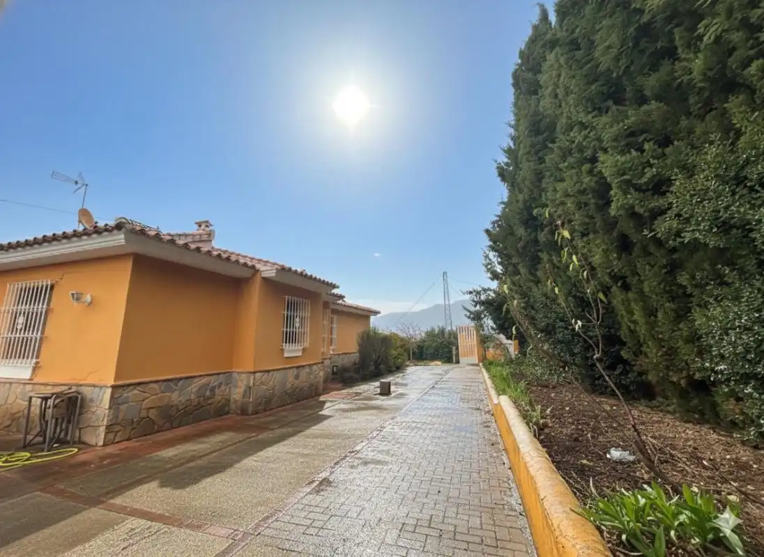 Exterior view of Country homes for sale in Villanueva del Trabuco  with Air Conditioner, Heating and Private garden