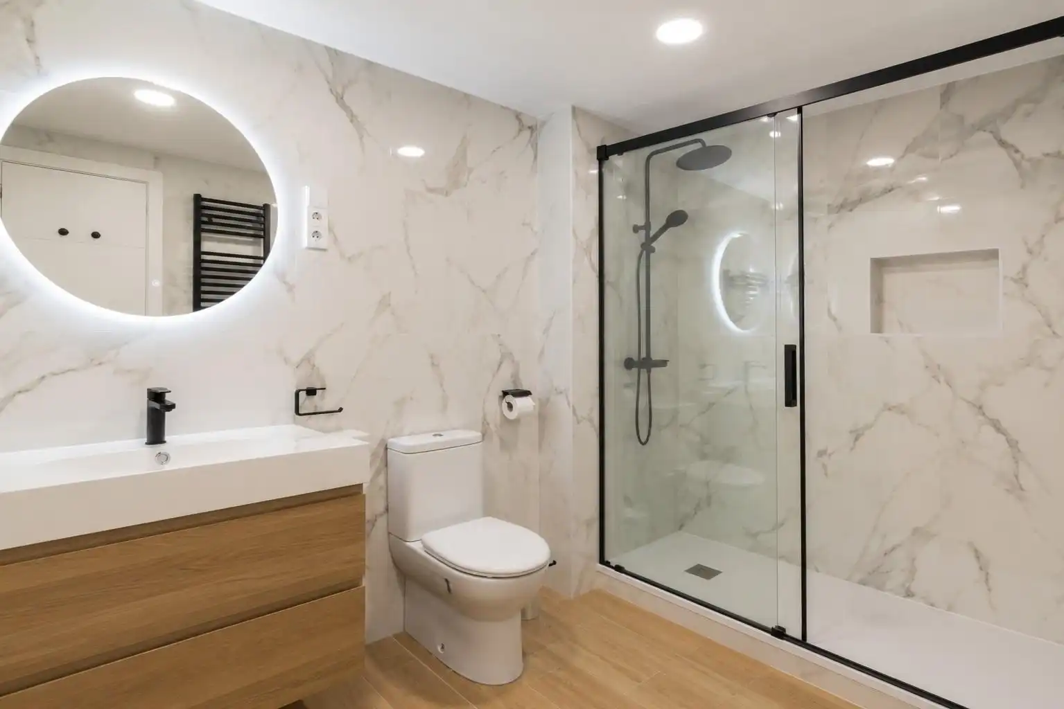 Badezimmer von Loft zum Verkauf in Madrid mit Klimaanlage, Heizung und Möbliert