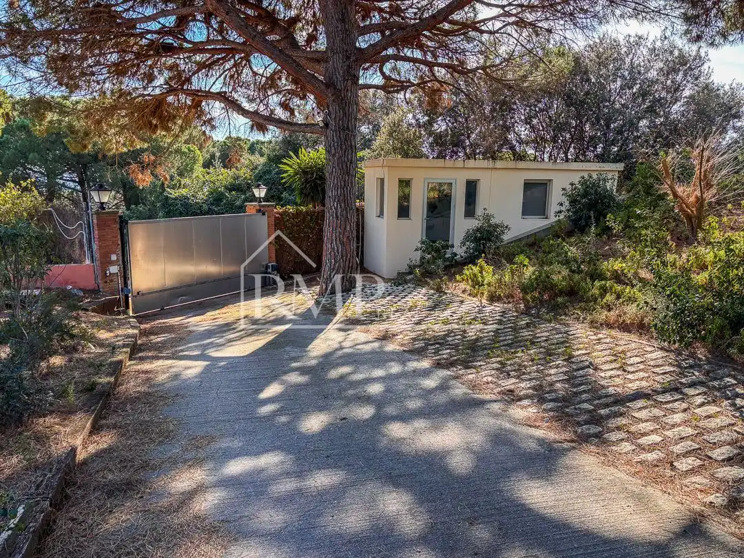 Vista exterior de Casa o chalet en venta en Arenys de Mar con Aire acondicionado, Calefacción y Jardín privado