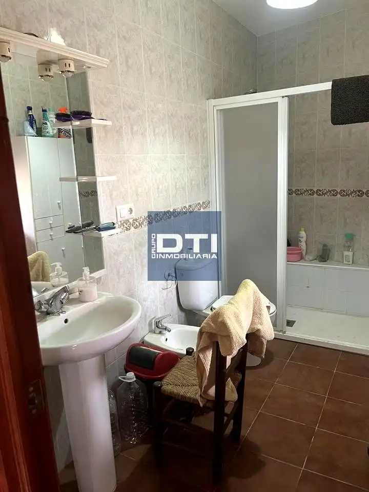 Casa amb jardí en venda a Calle de la Constitución, imagen 5