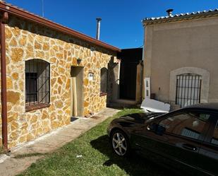 Casa adosada en venda a Santa María la Real de Nieva