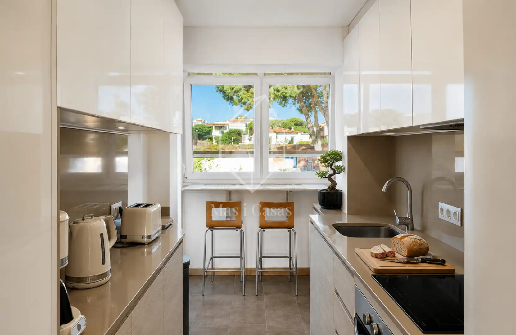 Cocina de Apartamento en venta en L'Escala con Aire acondicionado, Calefacción y Terraza