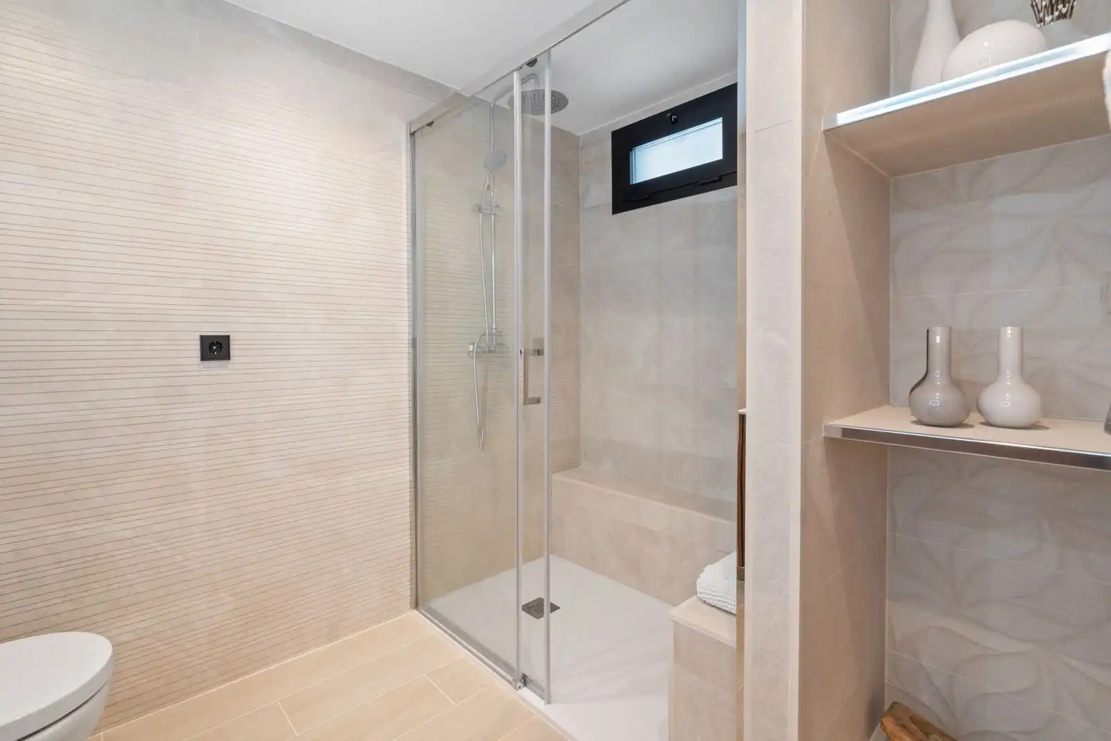 Chalet con piscina en venta en Calle los Granados 18, imagen 18