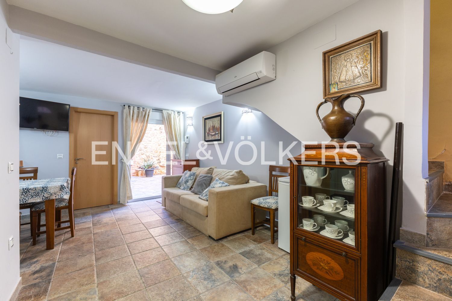 House or chalet for sale in Villar del Arzobispo  with Air Conditioner, Heating and Storage room