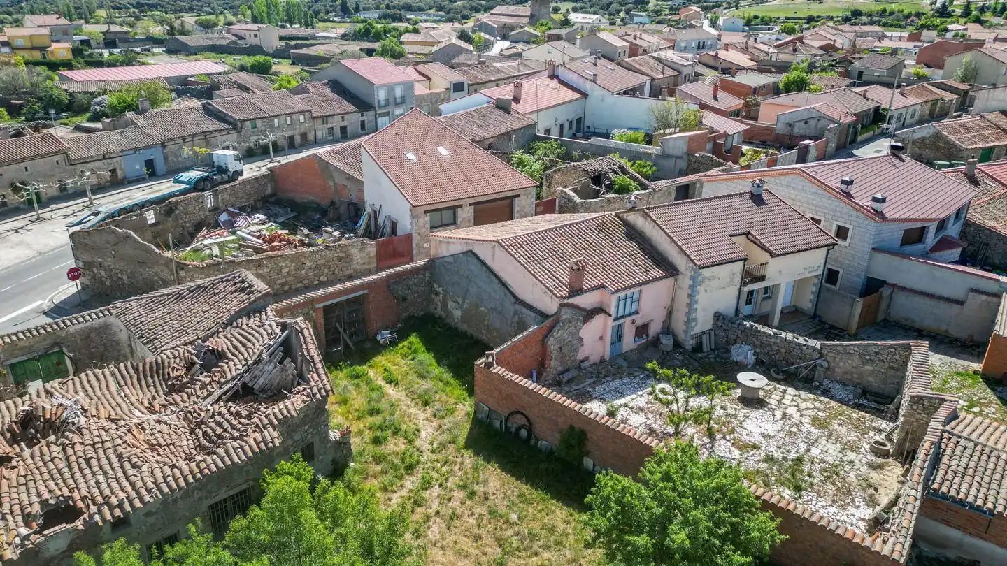 Residencial en venda a Del Expresillo, Cardeñosa