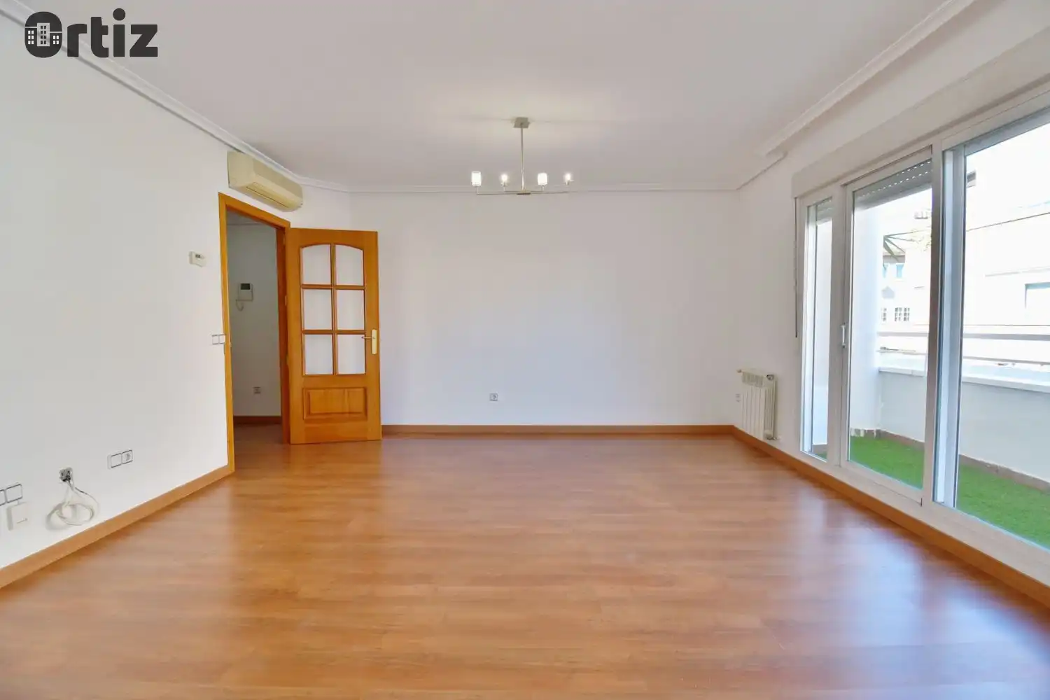 Sala de estar de Ático en venta en Torrejón de Ardoz con Aire acondicionado, Calefacción y Terraza