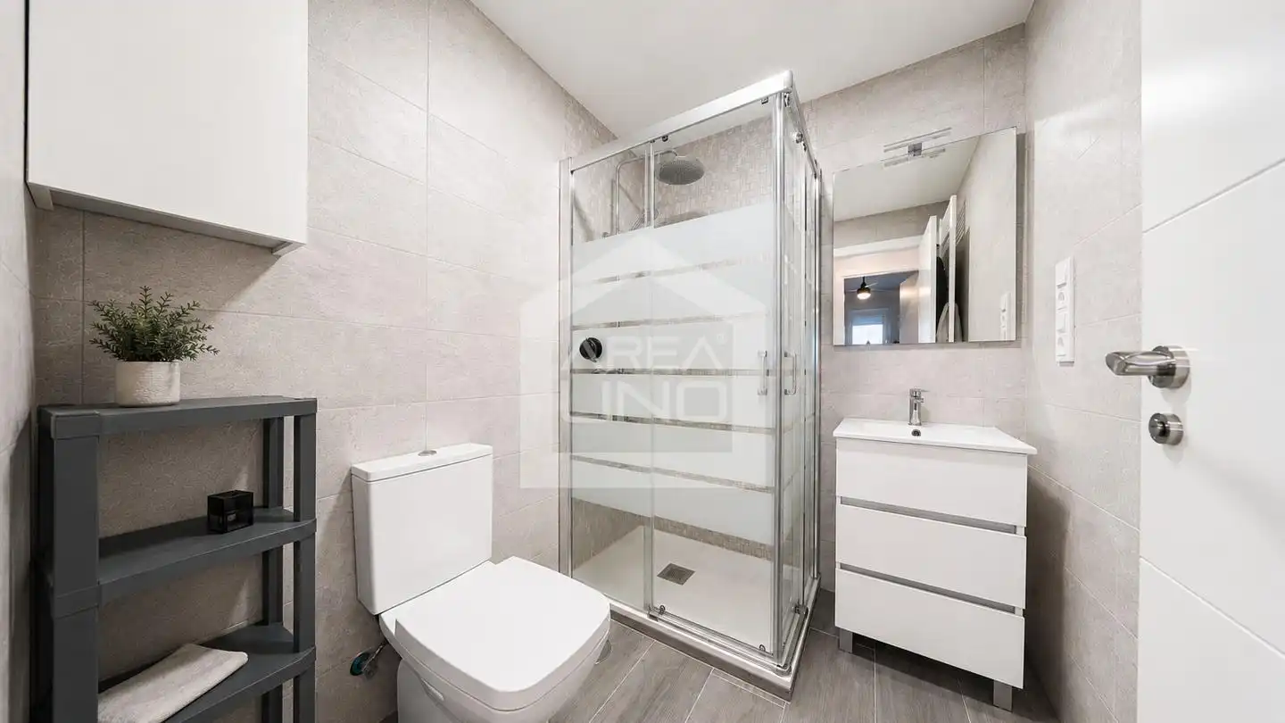 Baño de Piso en venta en Fuenlabrada con Aire acondicionado, Calefacción y Terraza