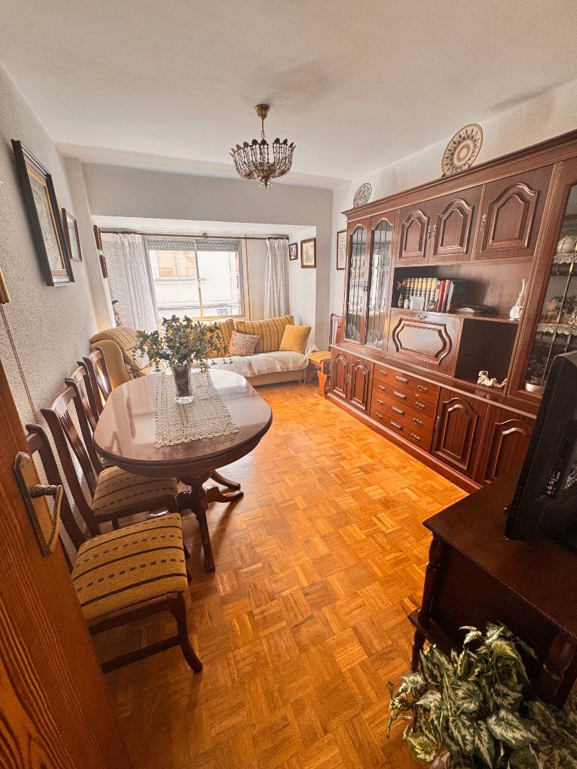 Living room of Flat for sale in Sabiñánigo  with Heating, Terrace and Furnished