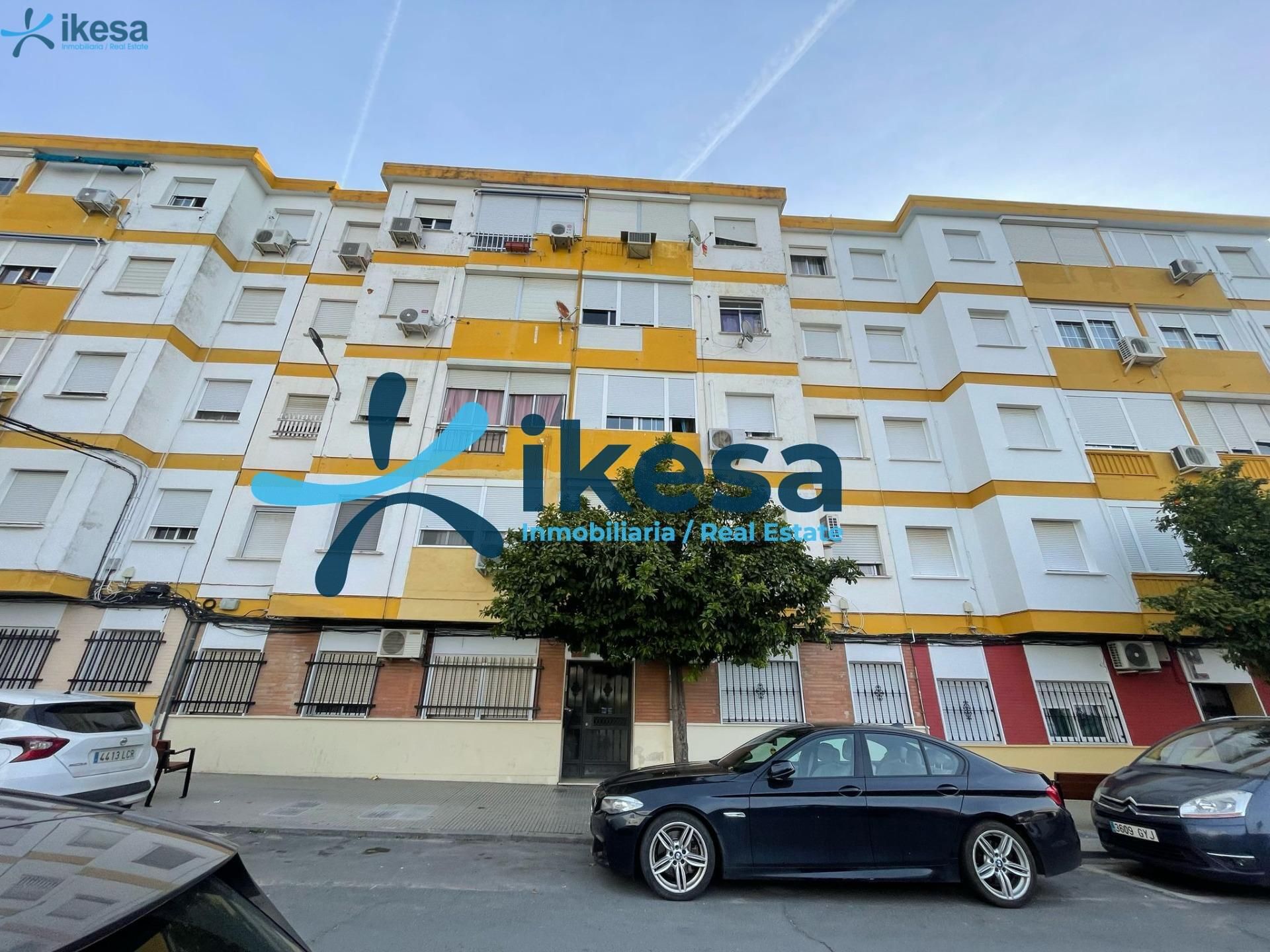 Vista exterior de Piso en venta en  Huelva Capital