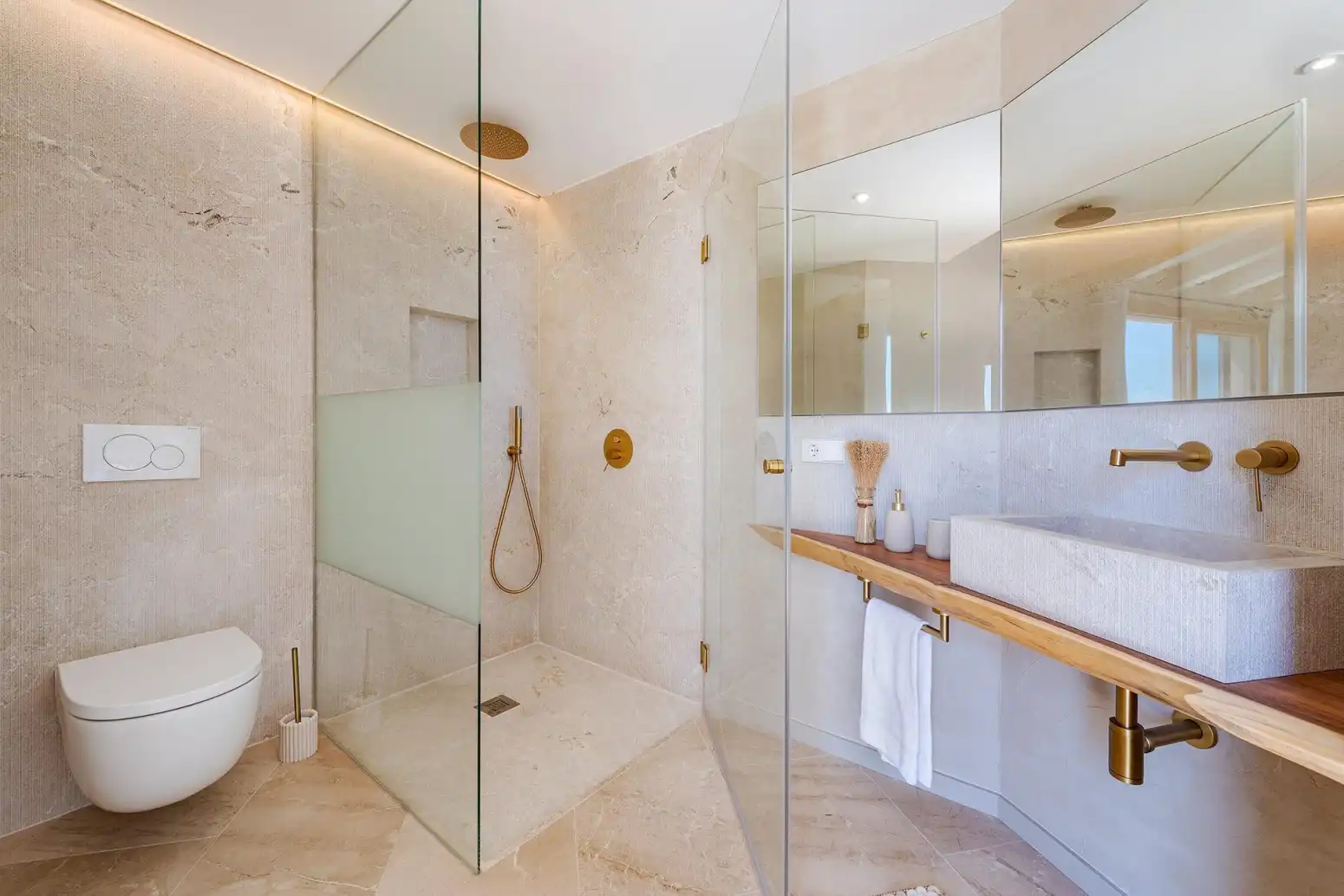 Bathroom of Houses for rent in Pollença  with Air Conditioner, Terrace and Storage room