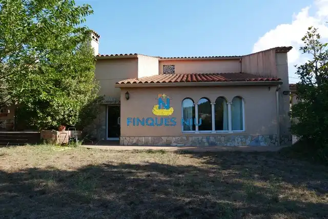 Casa con piscina en venta en Carrer Sant Martí, imagen 11