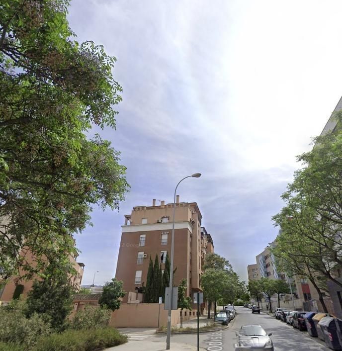 Exterior view of Flat for sale in  Granada Capital  with Balcony
