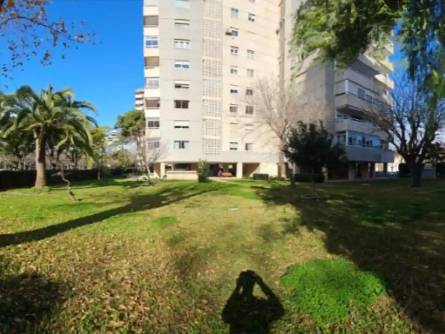 Außenansicht von Wohnung zum Verkauf in  Valencia Capital mit Klimaanlage und Balkon