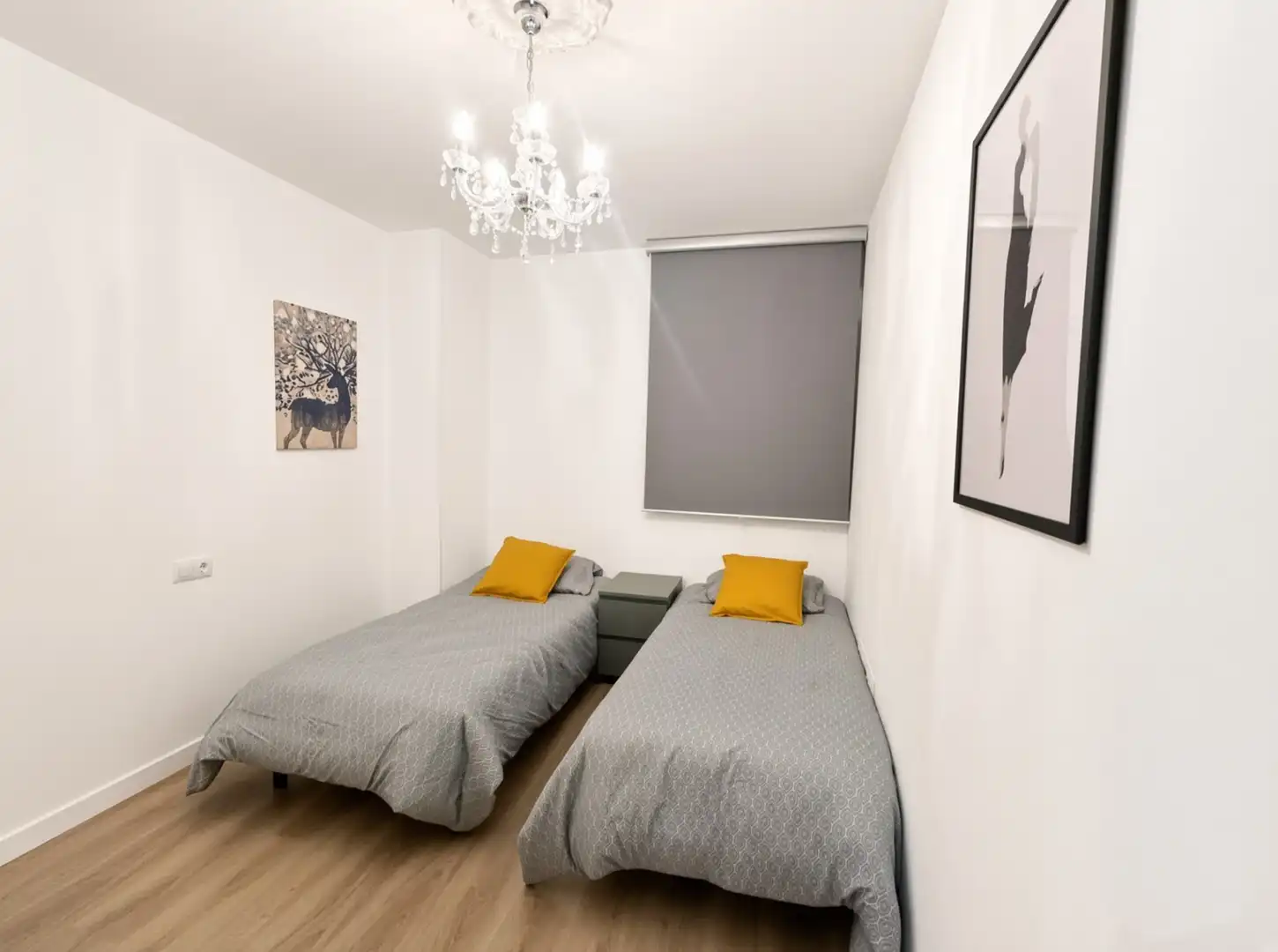 Dormitori de Apartament en venda en Marbella amb Aire condicionat, Terrassa i Piscina