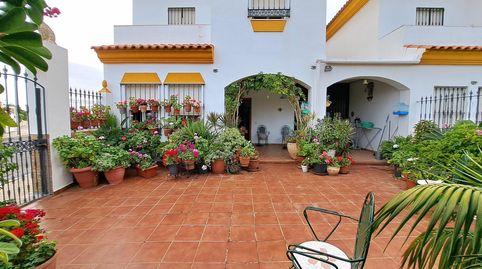 Foto 2 von Einfamilien-Reihenhaus zum Verkauf in Calle 21400, Ayamonte ciudad, Ayamonte