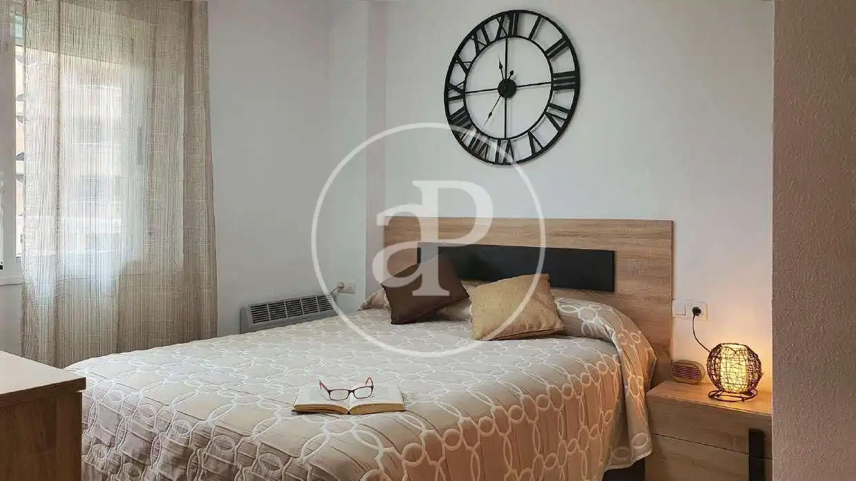 Dormitori de Pis en venda en Oropesa del Mar / Orpesa amb Aire condicionat, Calefacció i Jardí privat