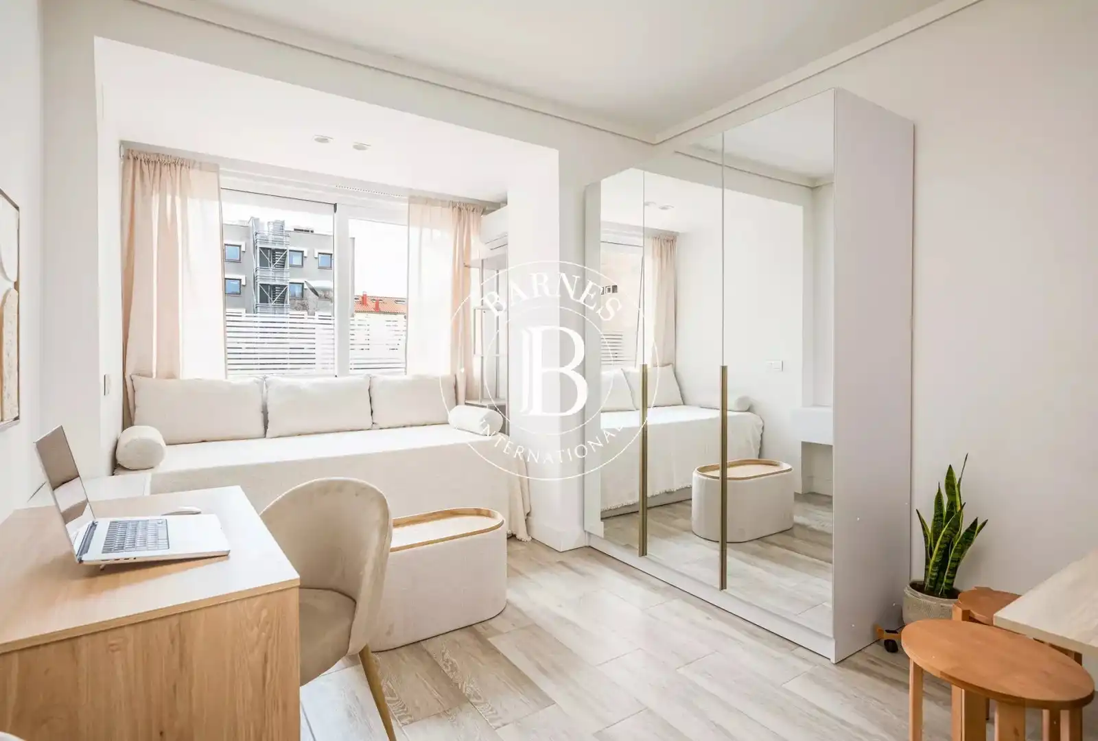 Habitación de Estudio de alquiler en Madrid con Aire acondicionado, Calefacción y Amueblado