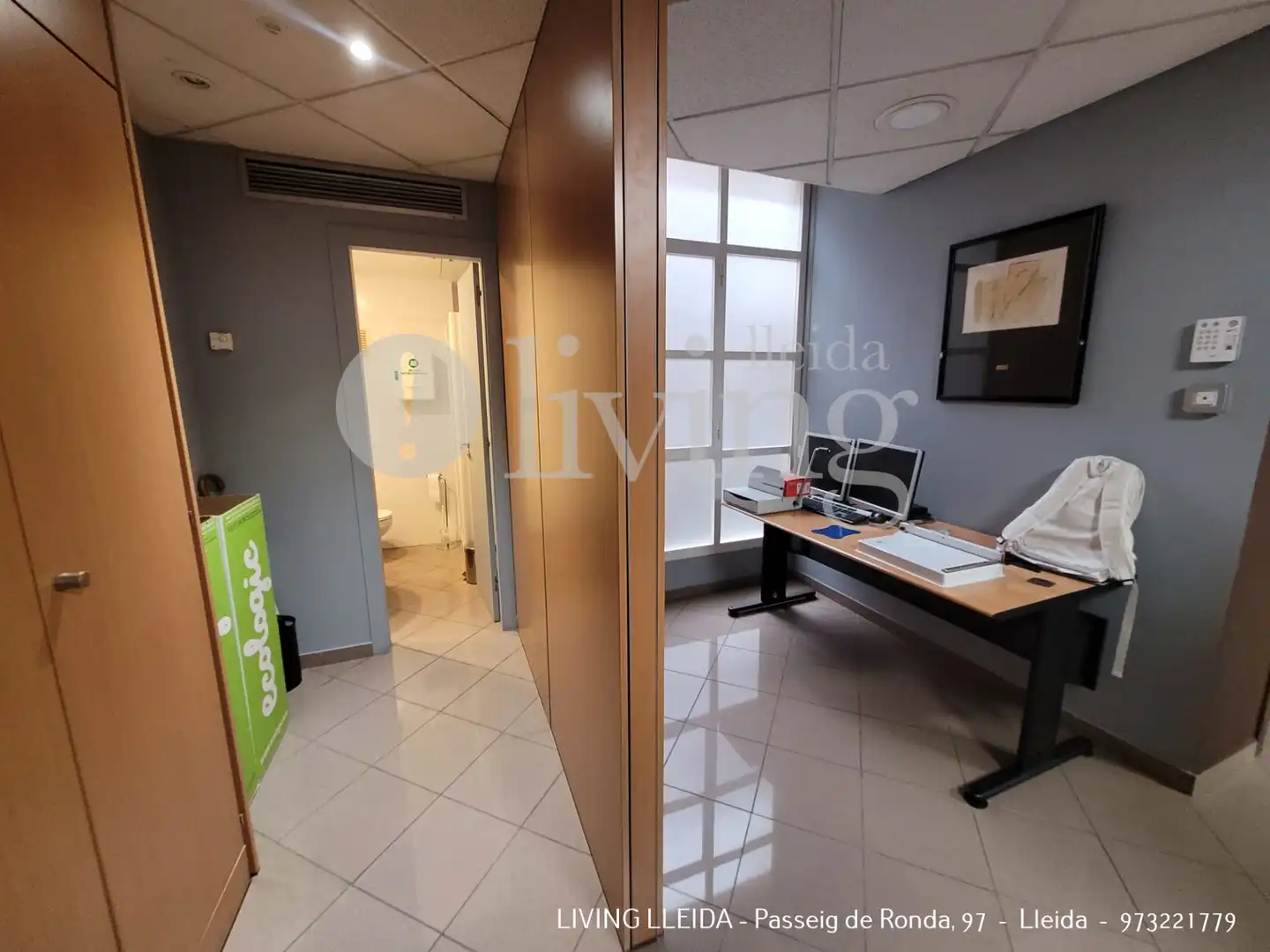 Office for sale in Lleida  with Air Conditioner, Heating and Storage room