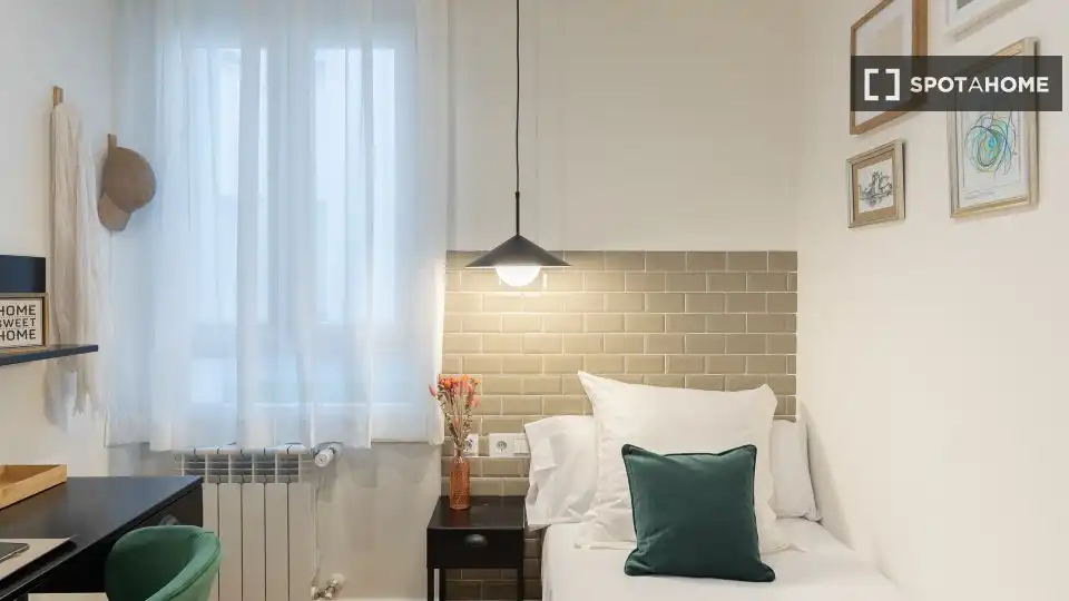 Schlafzimmer von Wohnung zur untervermieten in Bilbao  mit Klimaanlage, Terrasse und Möbliert