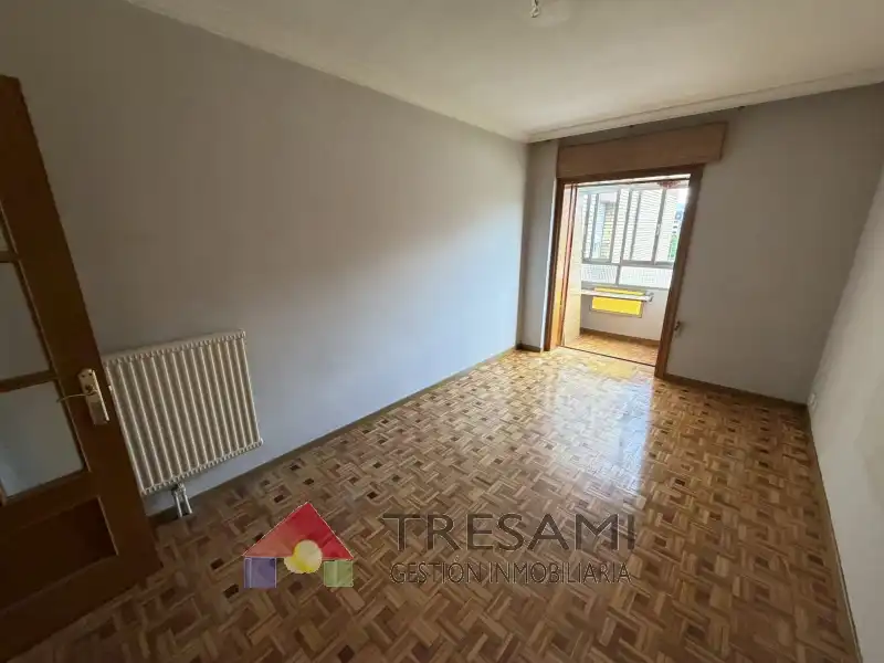 Bedroom of Flat for sale in Gijón   with Heating
