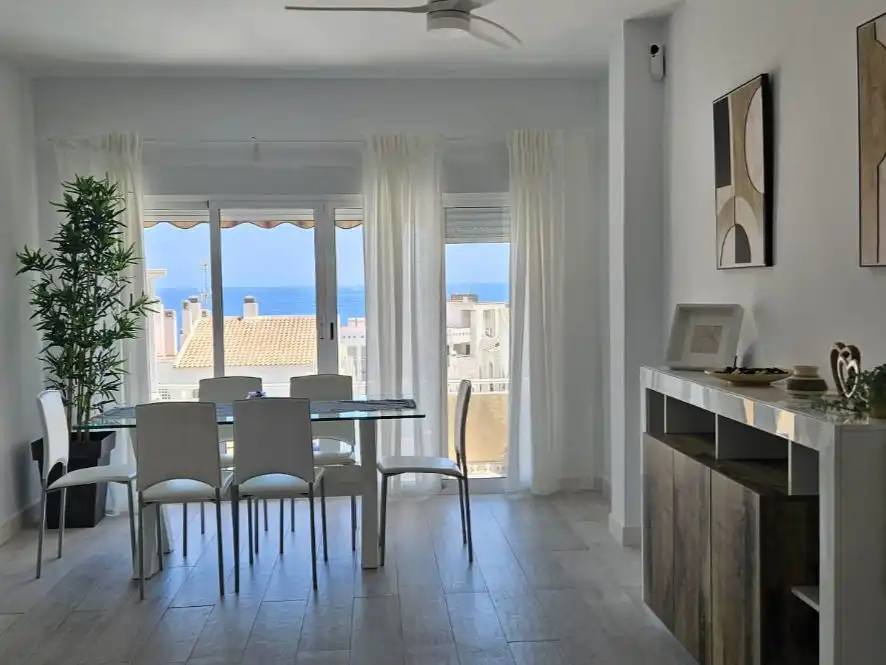 Menjador de Casa o xalet de lloguer en Elche / Elx amb Aire condicionat, Jardí privat i Terrassa