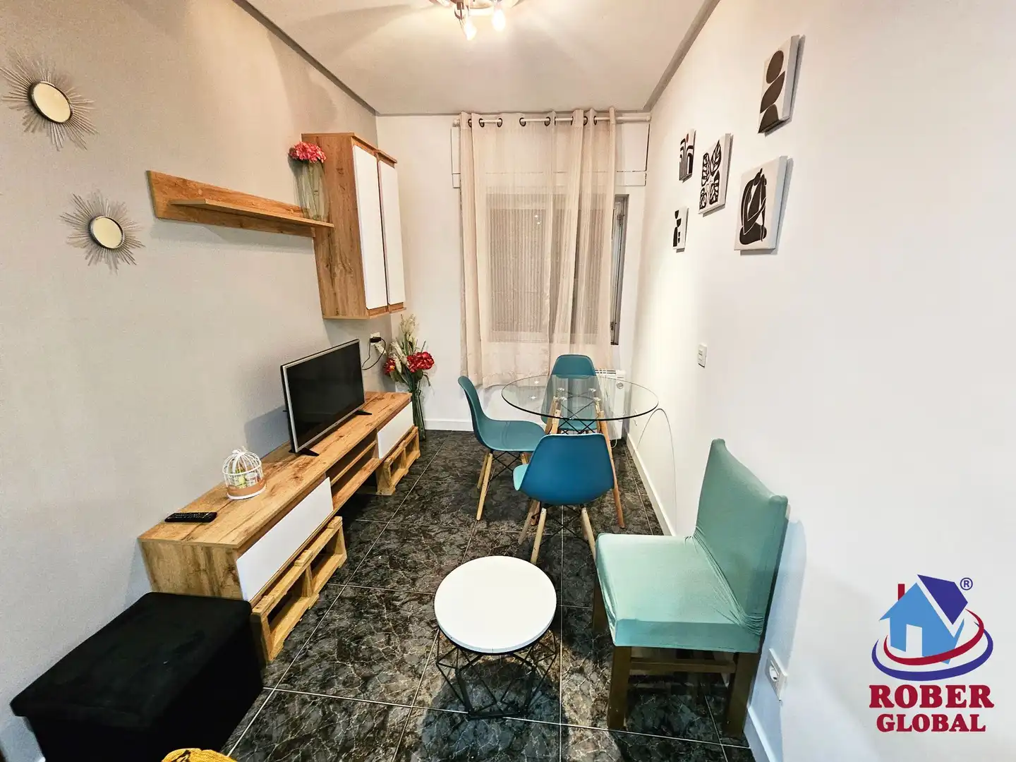Living room of Flat for share in Salamanca  with Heating and Terrace