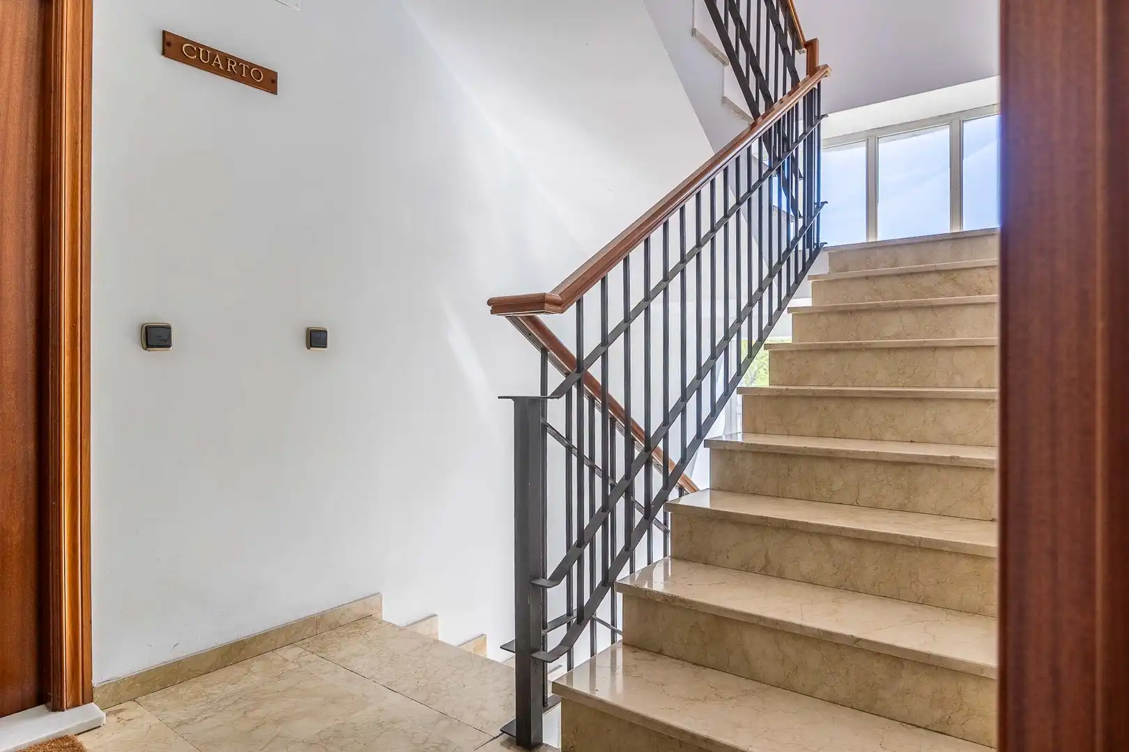 Flat for sale in Sevilla  with Air Conditioner, Heating and Storage room