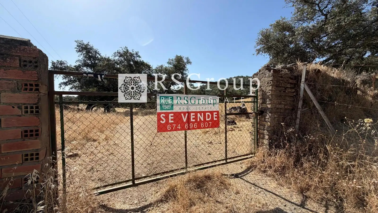 Terreno en venta en Almadén de la Plata