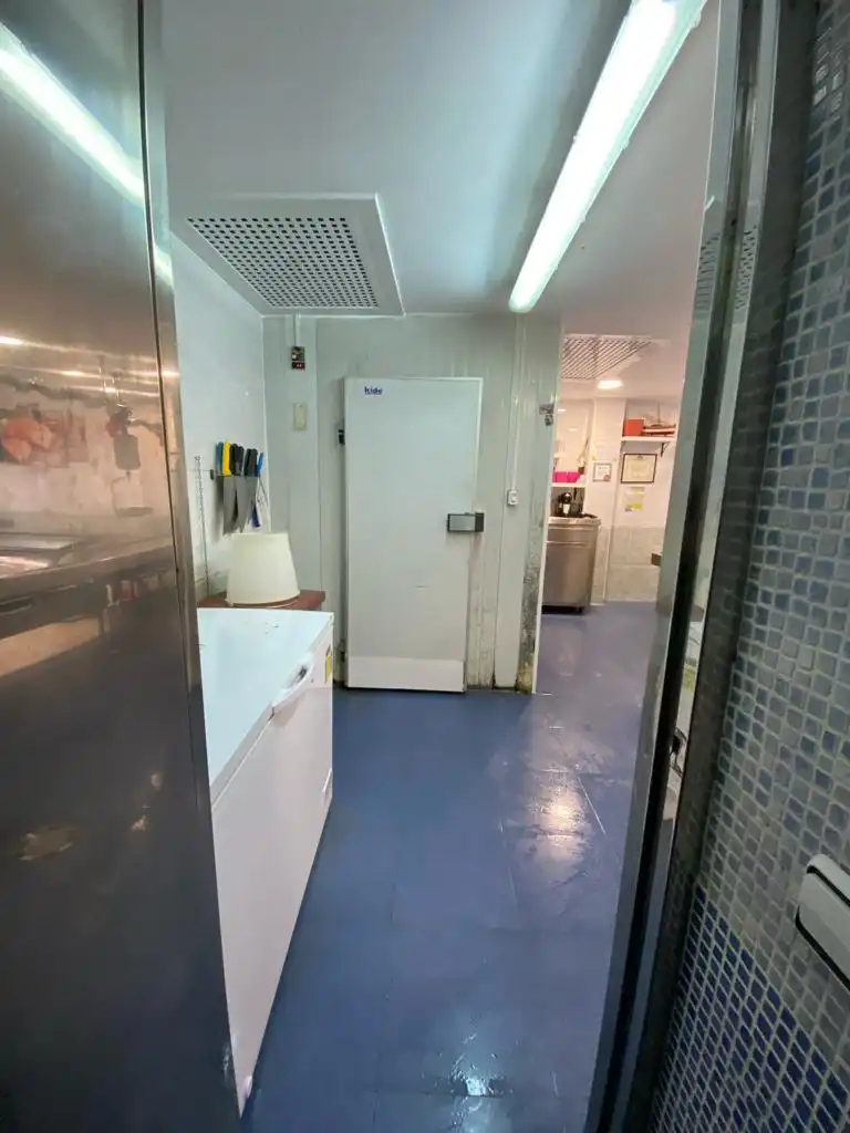 Gewerbefläche zur Übernahme in Carrer de Ramon Casas, imagen 12