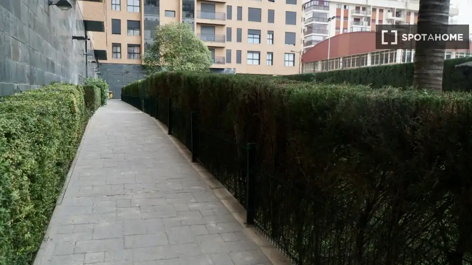 Habitación en Penya - Roja - Avda. Francia