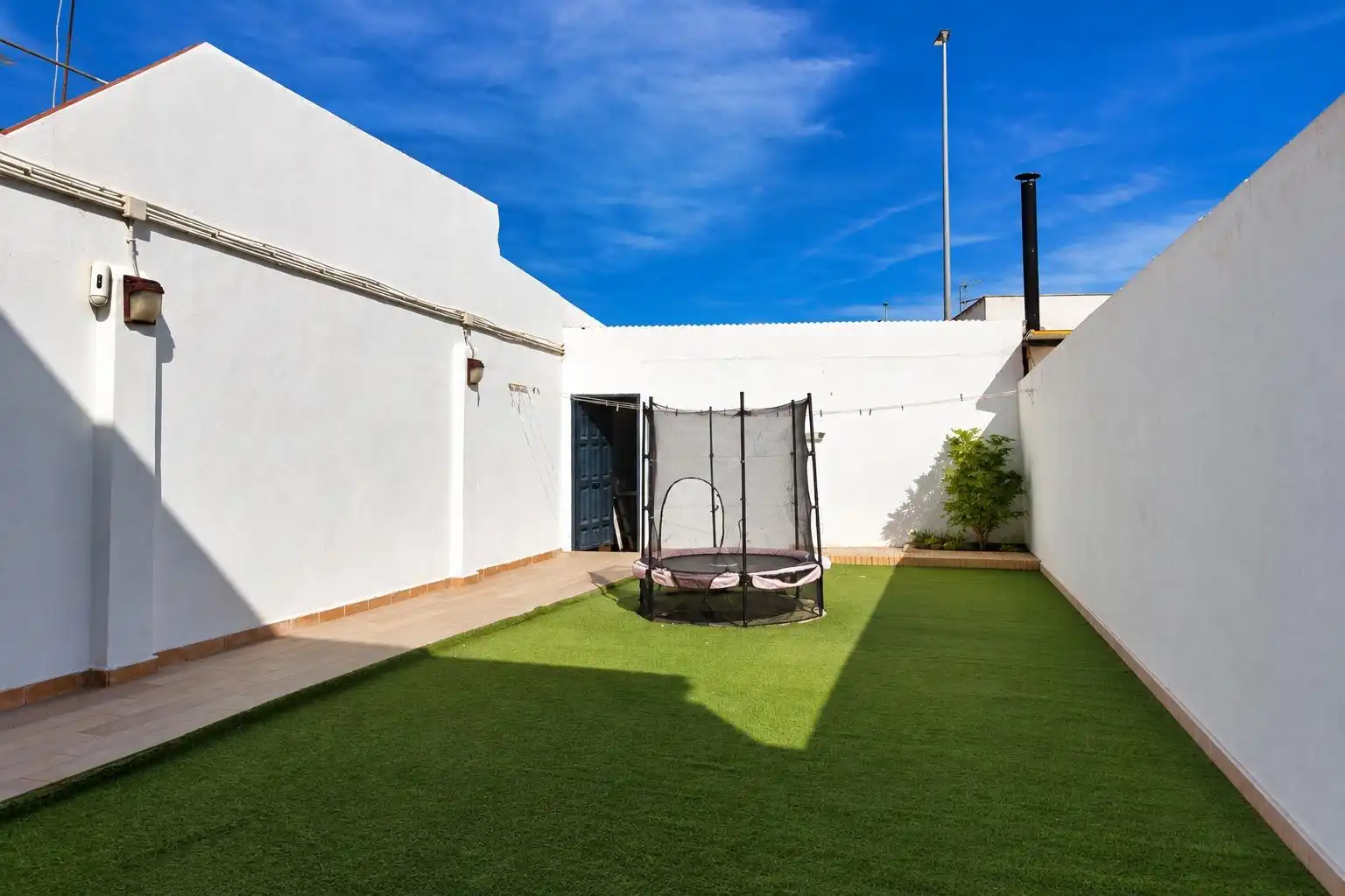 Terraza de Casa o chalet en venta en La Rinconada con Aire acondicionado