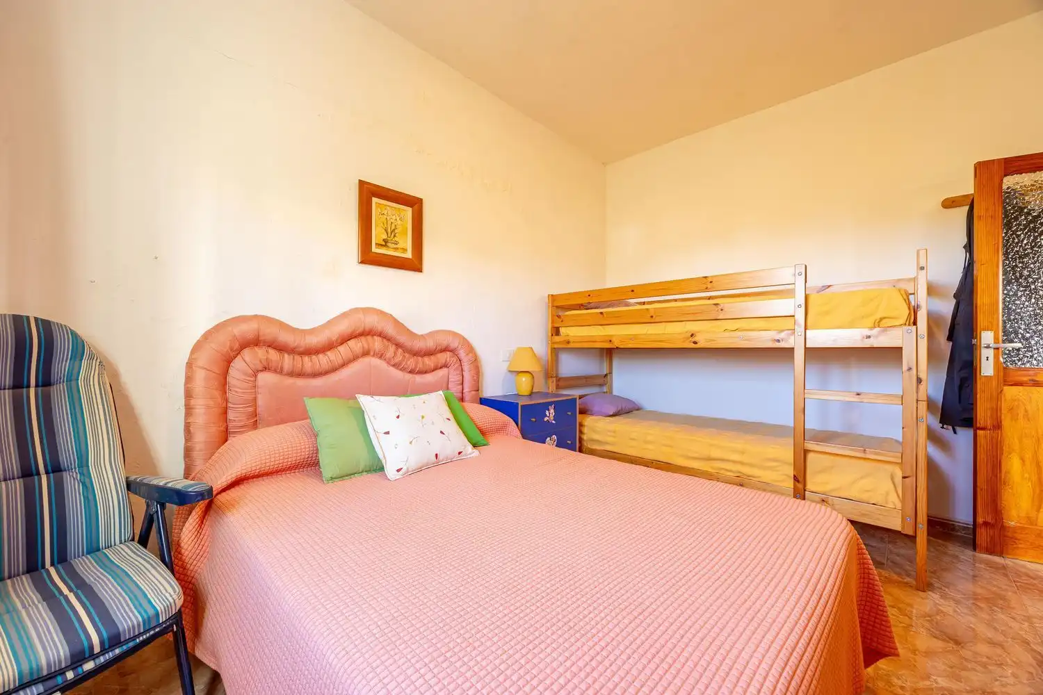 Dormitori de Casa o xalet en venda en Vega de San Mateo amb Jardí privat i Terrassa