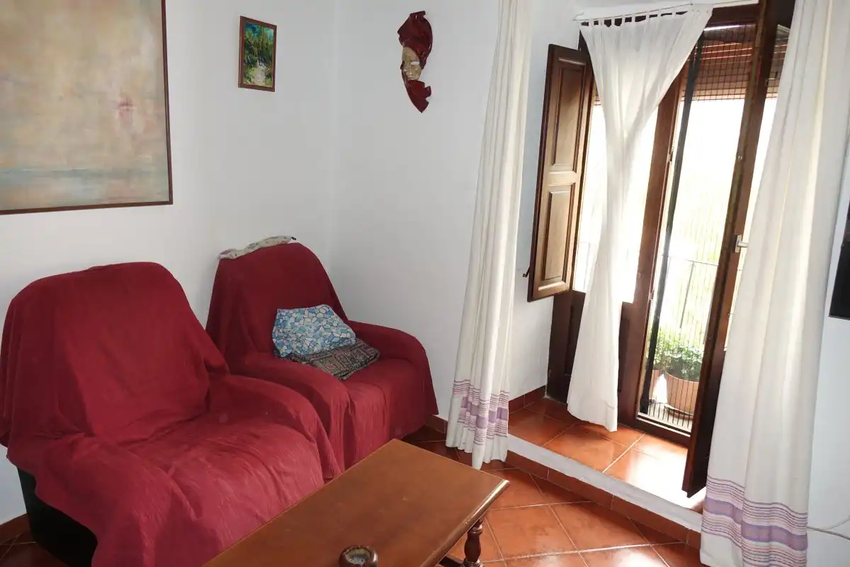 Sala d'estar de Casa o xalet en venda en Capileira amb Moblat i Balcó