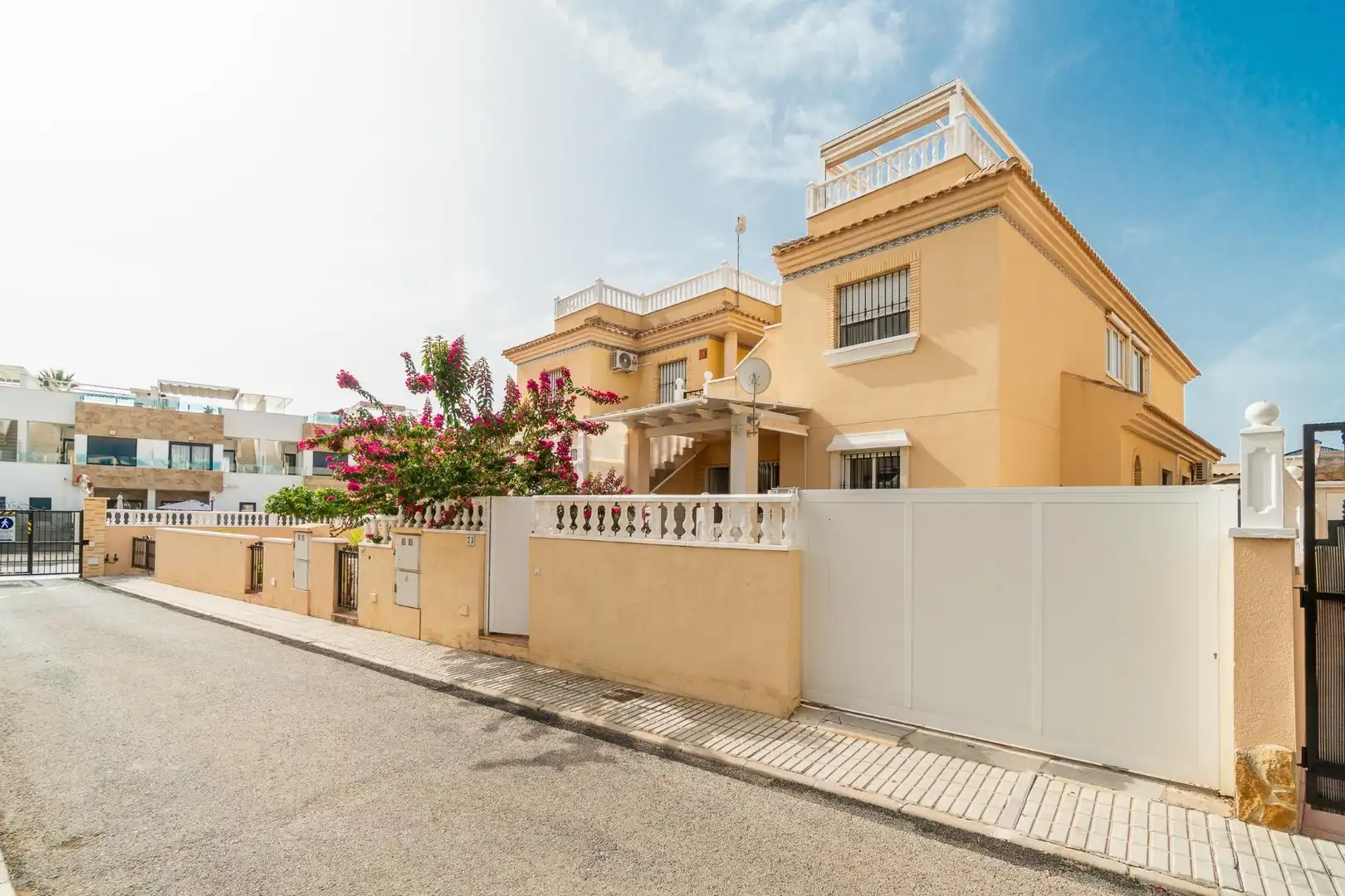Exterior view of Apartments for sale in Orihuela