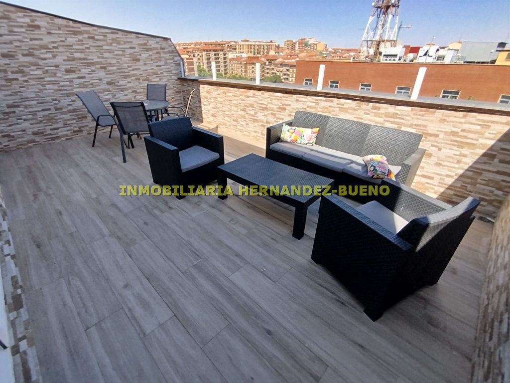 Terrassa de Àtic en venda en Salamanca Capital amb Calefacció, Terrassa i Moblat