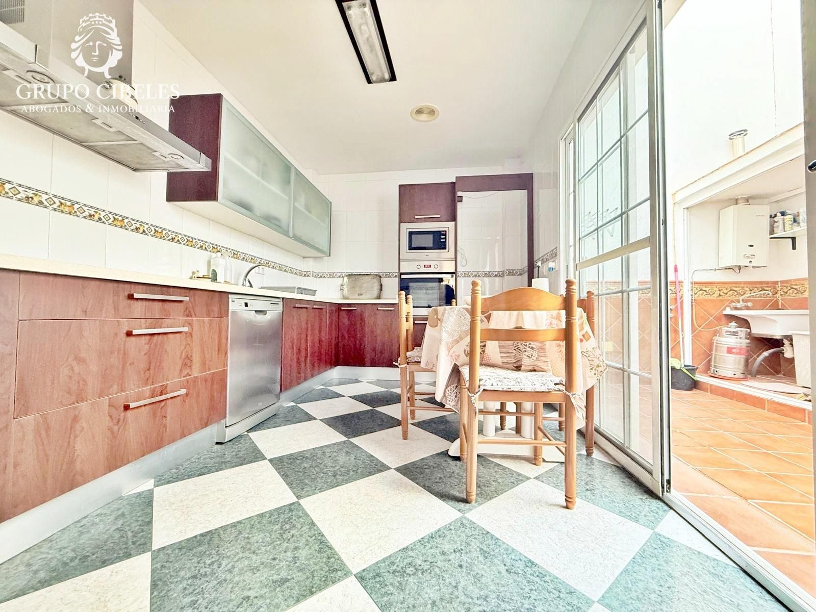 Casa adosada en venta