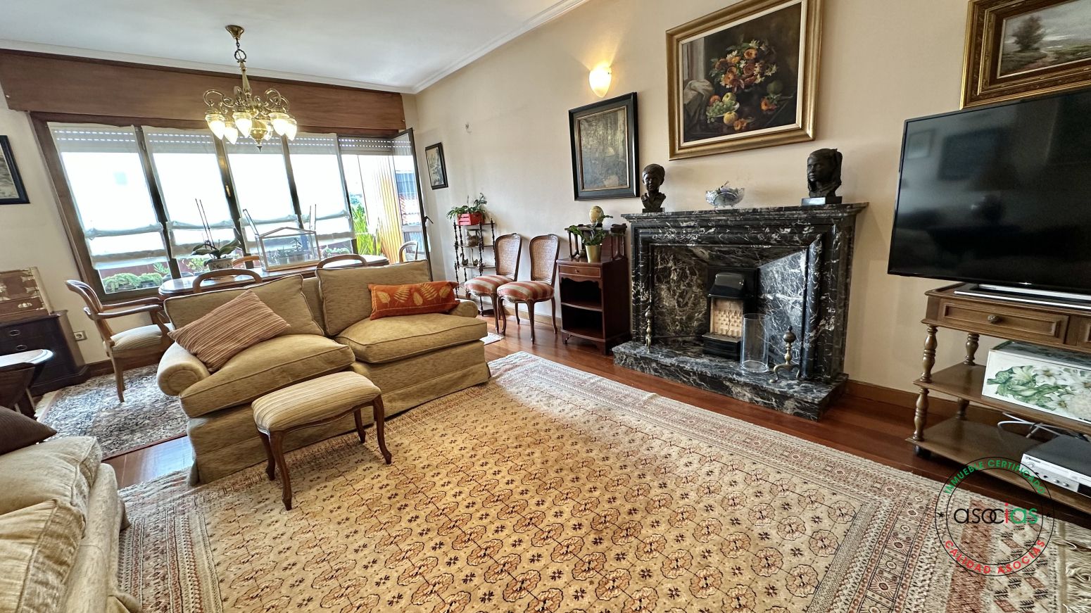 Living room of Flat for sale in Oviedo   with Heating, Terrace and Storage room