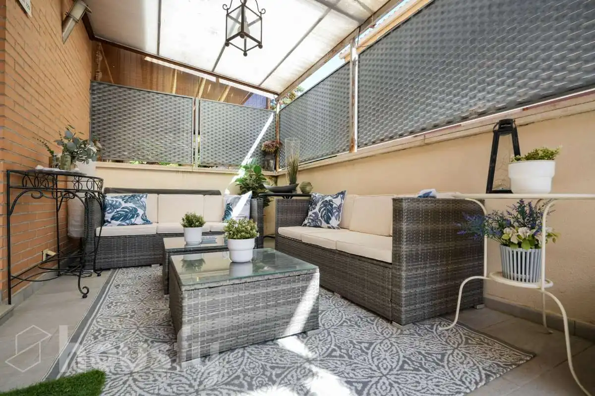 Terraza de Casa adosada en venta en Madrid con Aire acondicionado, Calefacción y Jardín privado
