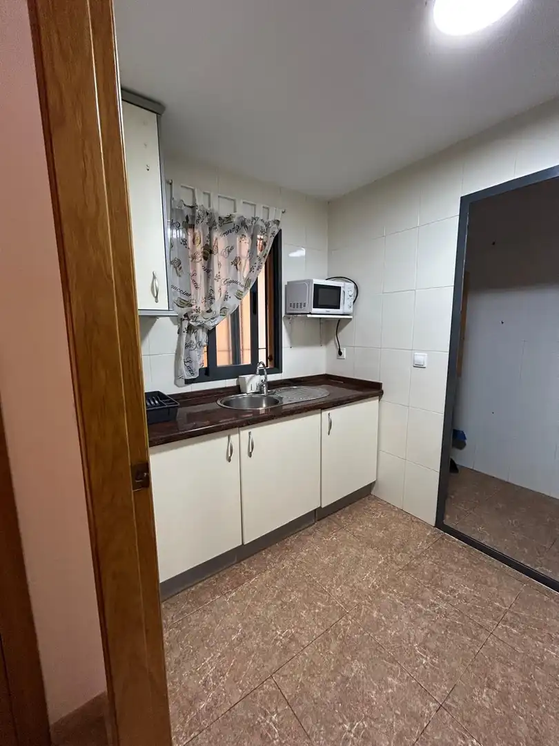 Apartamento de alquiler en Playa Poniente
