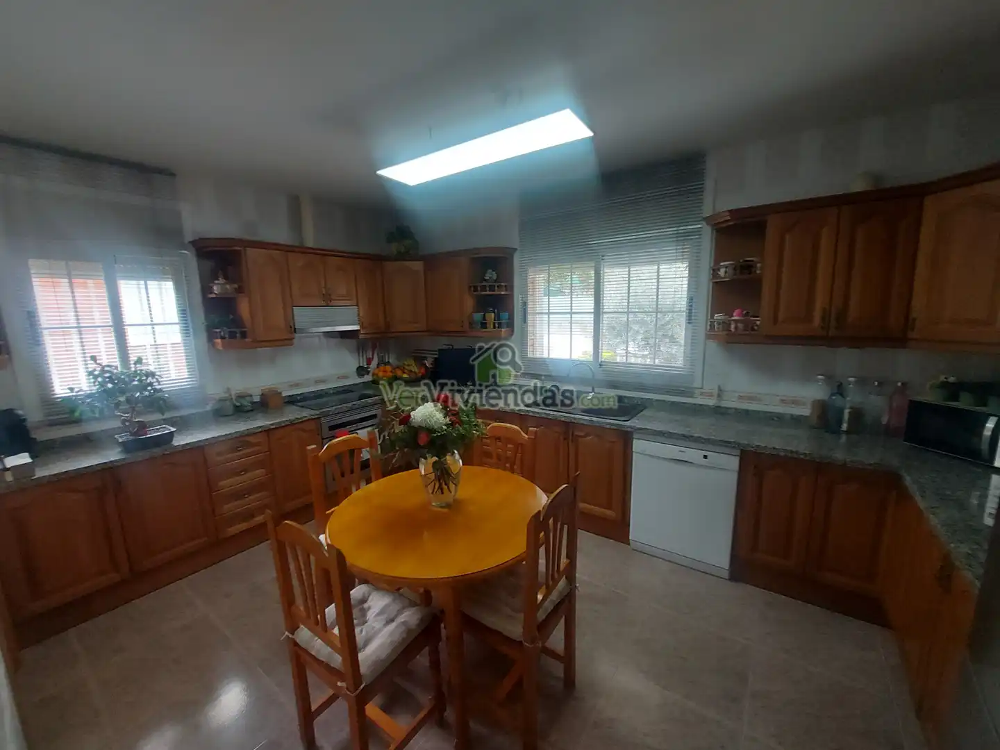 Cocina de Casa o chalet en venta en Vallirana con Calefacción, Jardín privado y Terraza