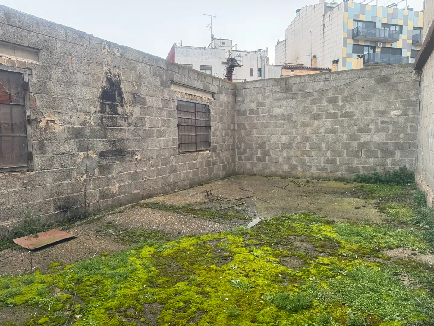 Vista exterior de Casa o xalet en venda en Tàrrega amb Jardí privat i Terrassa