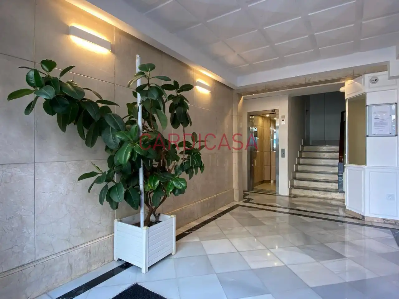 Piso de alquiler en Vigo  con Calefacción, Parquet y Balcón