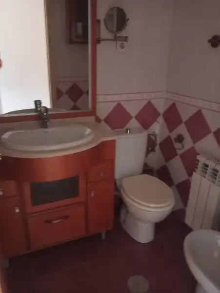 Bathroom of Flat for sale in Madrid  with Storage room