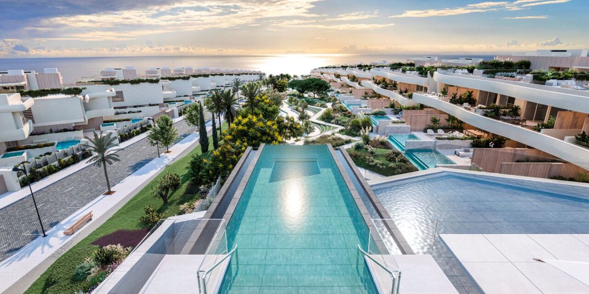Piscina de Apartament en venda en Marbella amb Aire condicionat, Jardí privat i Terrassa