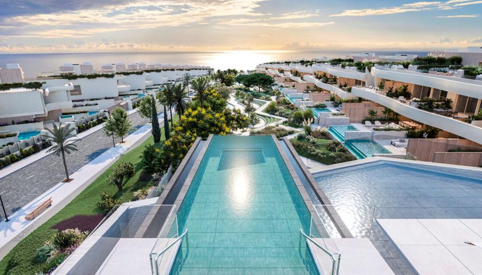 Foto 1 de Apartament en venda a Las Chapas - Alicate Playa, Málaga