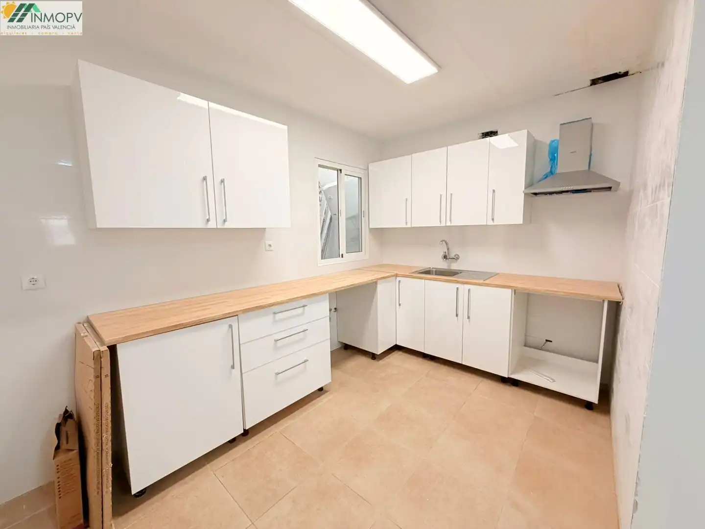 Kitchen of Houses for sale in Alcanar  with Parquet flooring, Terrace and Storage room