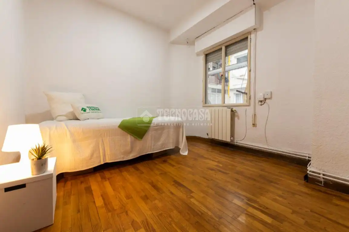 Bedroom of Flat for sale in Tarragona  with Heating and Parquet flooring