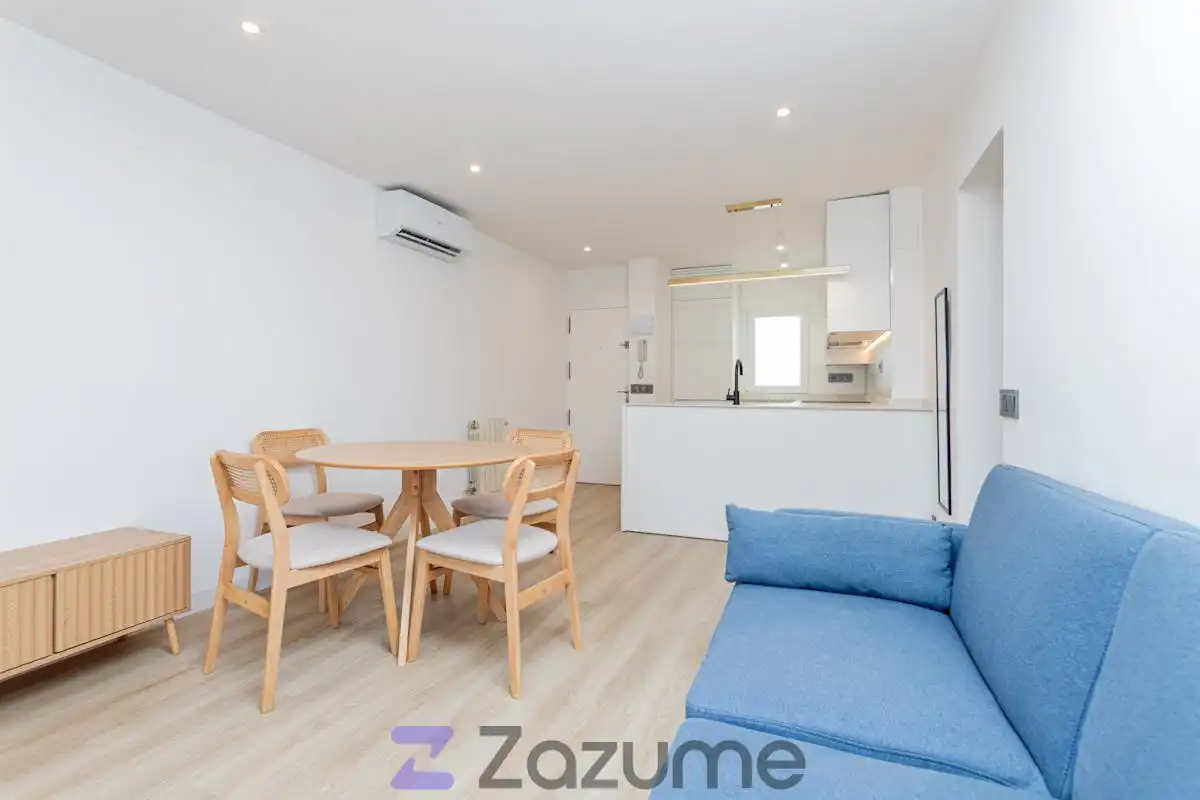 Sala de estar de Piso de alquiler en Madrid con Aire acondicionado, Calefacción y Parquet